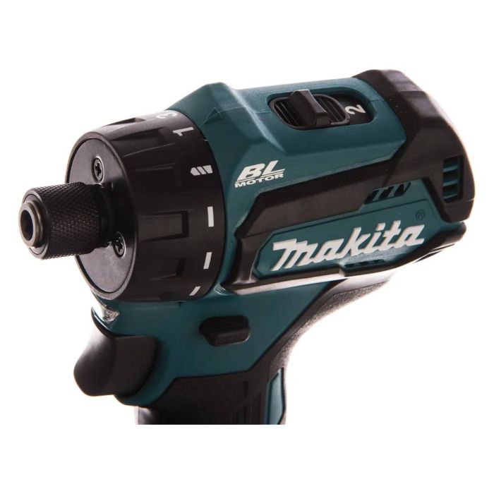 Аккумуляторная дрель-шуруповерт Makita DDF083Z (без акк, без з/у)