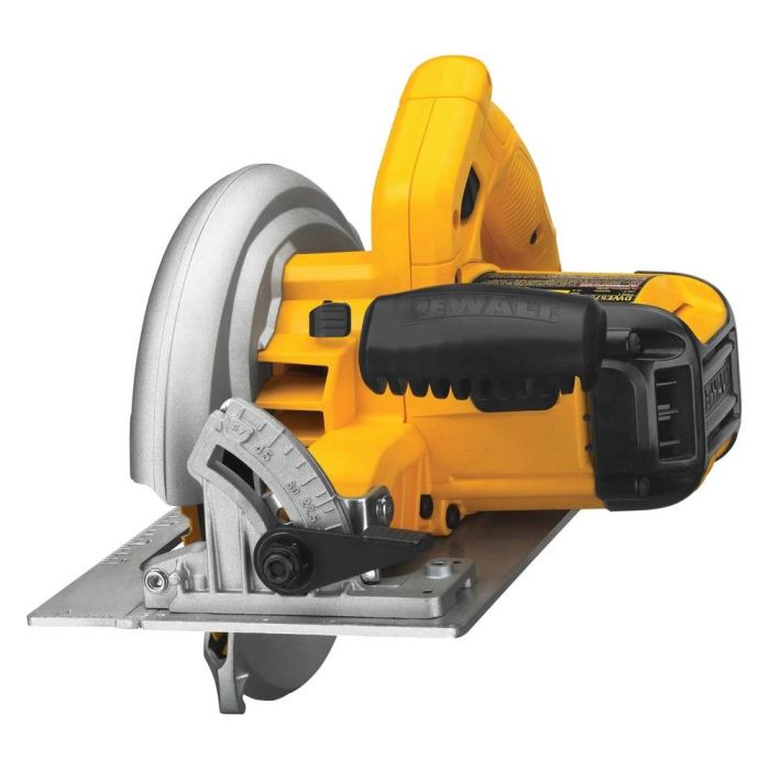 Пила дисковая DeWalt DWE575