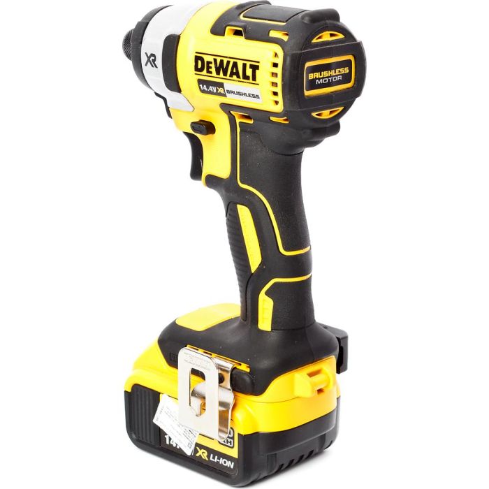 Аккумуляторная дрель-шуруповерт DeWalt DCF836M2 ударная