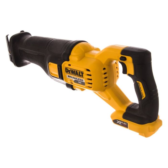 Аккумуляторная сабельная пила DeWalt DCS388N (без акк, без з/у)