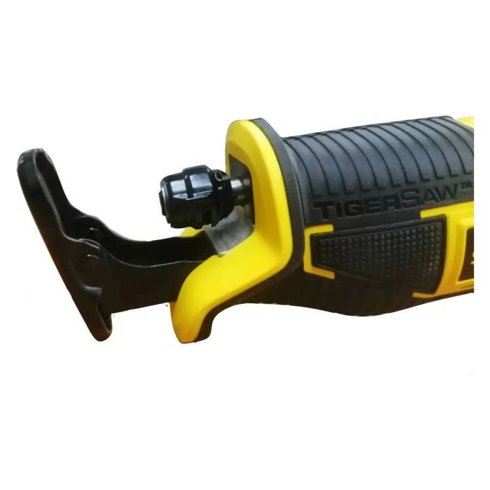 Аккумуляторная сабельная пила STANLEY STSC1820 (без акк, без з/у)