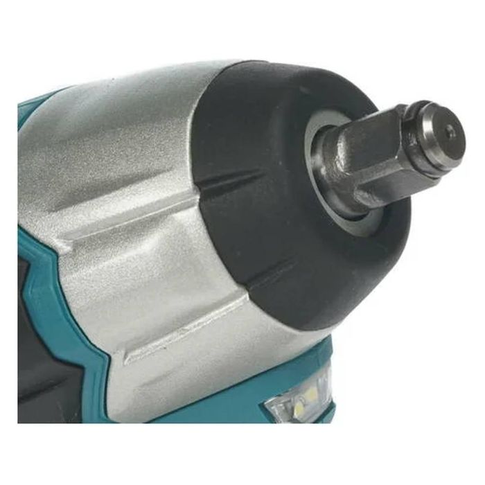 Аккумуляторный гайковерт Makita DTW180RFE ударный