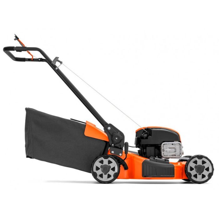 Бензиновая газонокосилка Husqvarna LC 153P