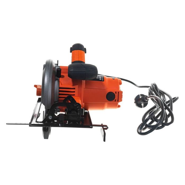 Пила дисковая Black&Decker CS1550