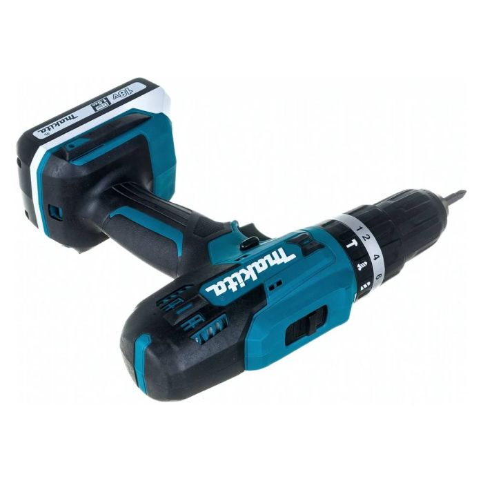 Аккумуляторная дрель-шуруповерт Makita HP488DWE ударная