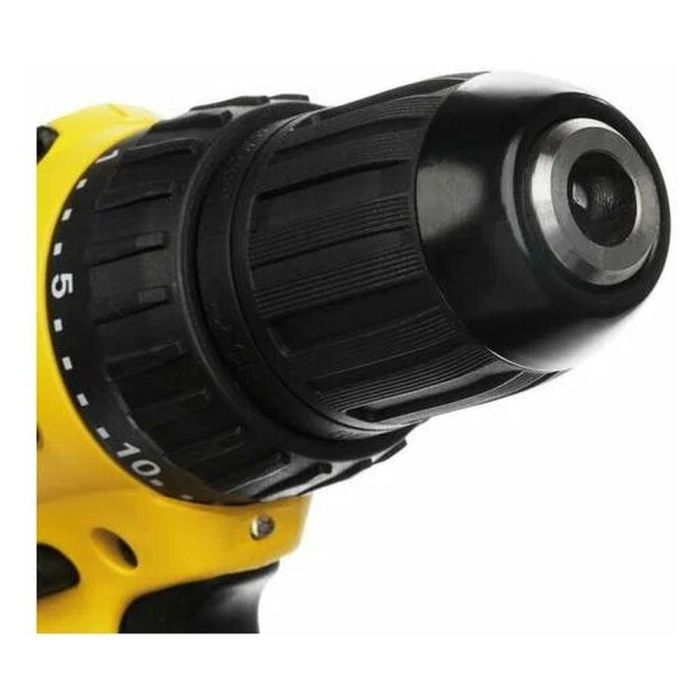 Аккумуляторная дрель-шуруповерт STANLEY SCD12S2
