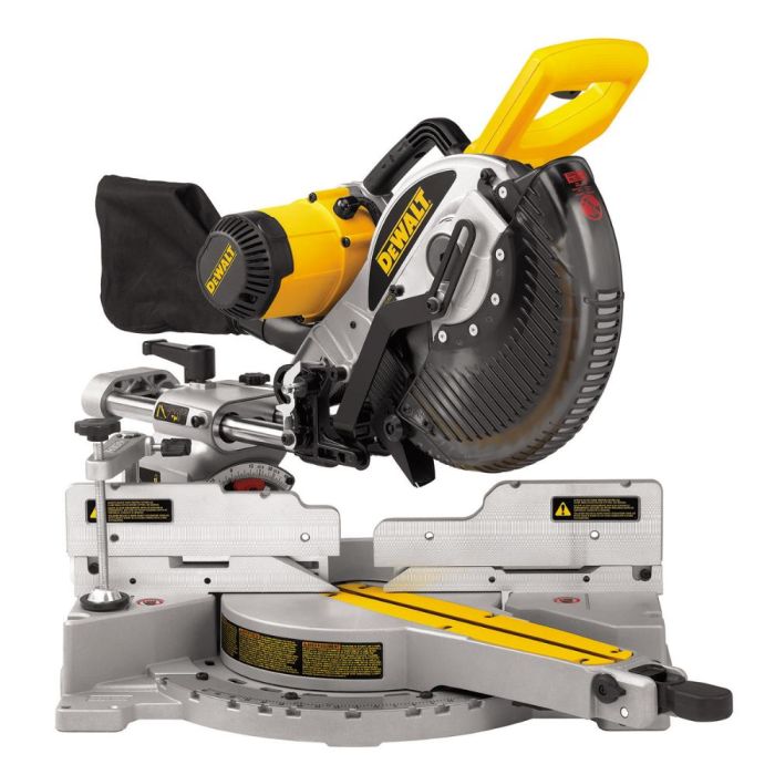 Торцовочная пила DeWalt DW717XPS