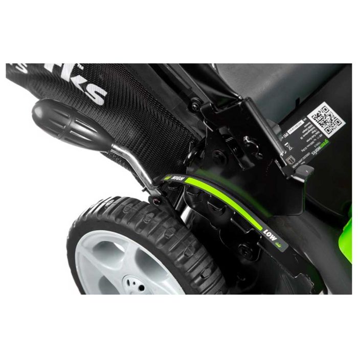 Аккумуляторная газонокосилка Greenworks G40LM45K4