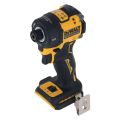 Аккумуляторная дель-шуруповерт DeWalt DCF870NT (без акк, без з/у) Аккумуляторная дель-шуруповерт DeWalt DCF870NT (без акк, без з/у)
