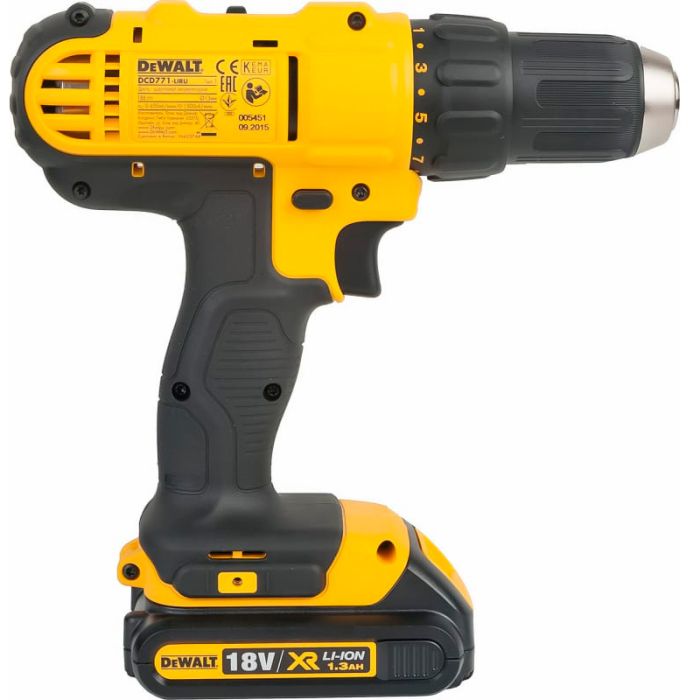 Аккумуляторная дрель-шуруповерт DeWalt DCD771C2
