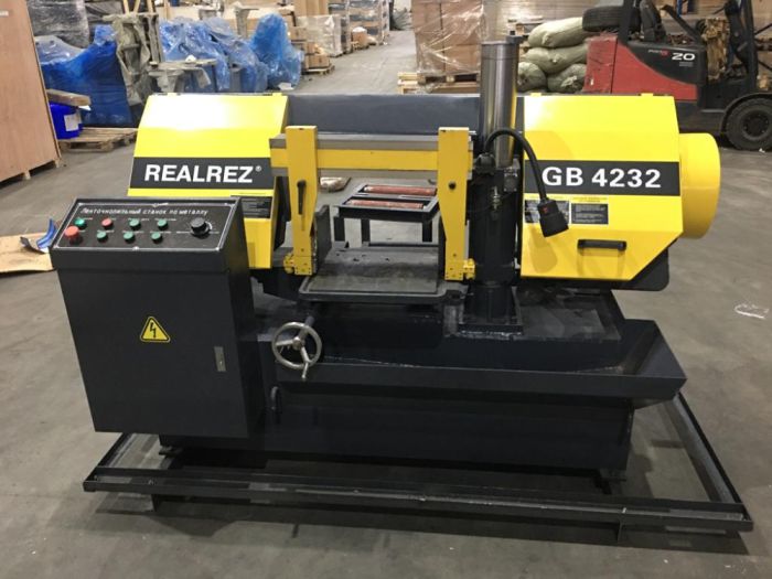 Станок ленточнопильный полуавтоматический REALREZ GB4232