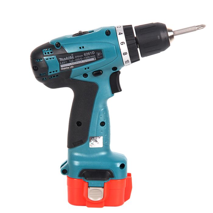 Аккумуляторная дрель-шуруповерт Makita 6271DWALE