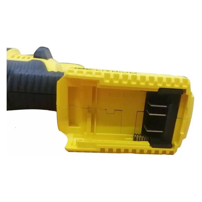 Аккумуляторная сабельная пила STANLEY STSC1820 (без акк, без з/у)