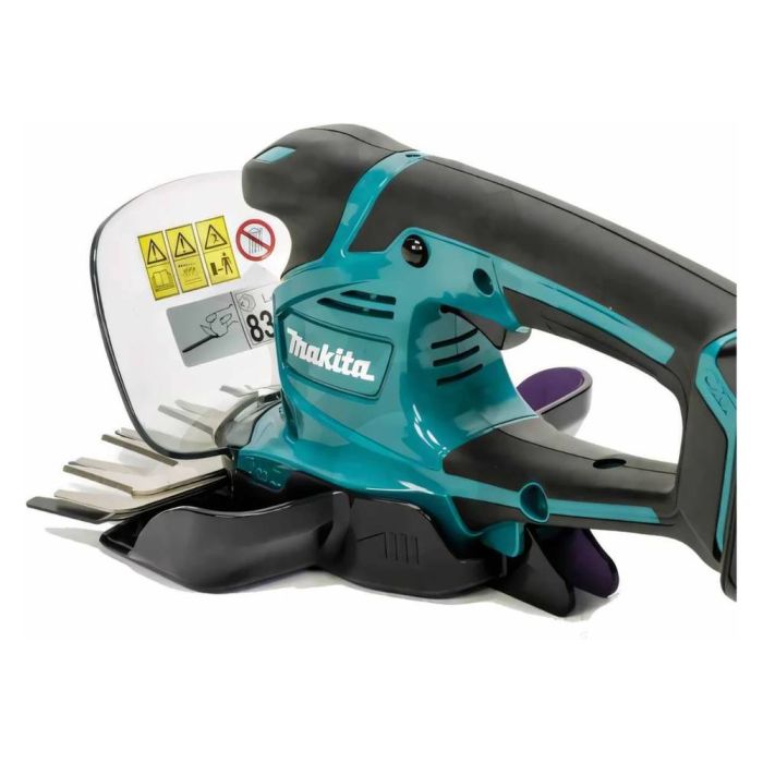 Аккумуляторные ножницы Makita UM600DWAE