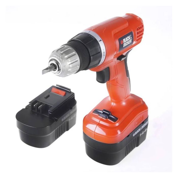 Аккумуляторная дрель-шуруповерт Black&Decker EPC 12 CAB