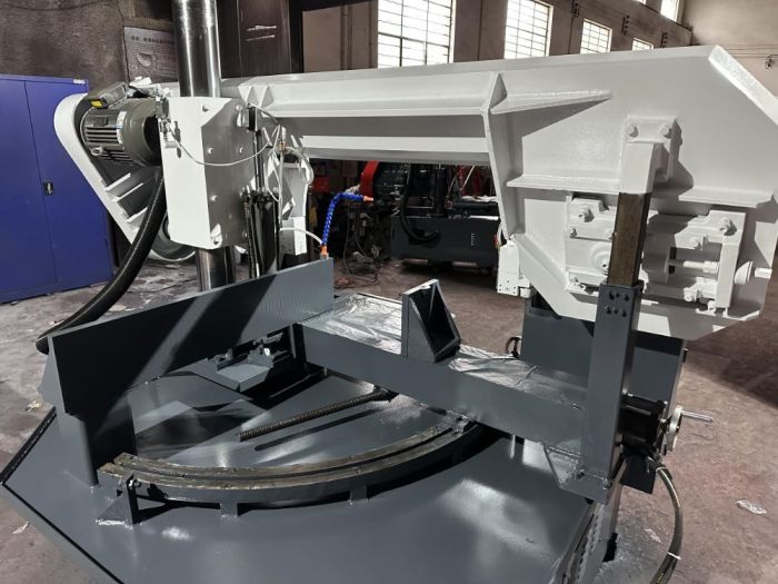 Станок ленточнопильный полуавтоматический REALREZ GB4240X