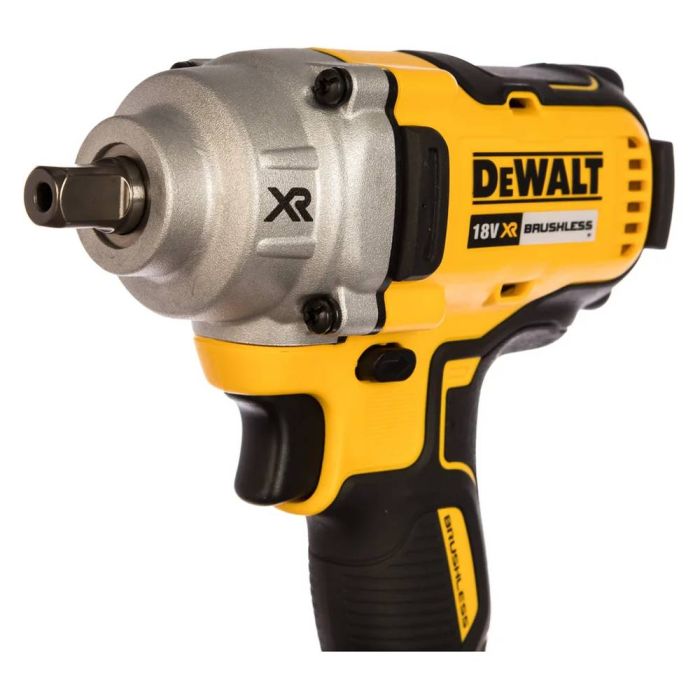 Аккумуляторный гайковерт DeWalt DCF894N ударный (без акк, без з/у)