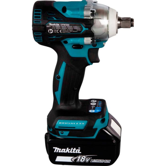 Аккумуляторный гайковерт Makita DTW300RTJ ударный