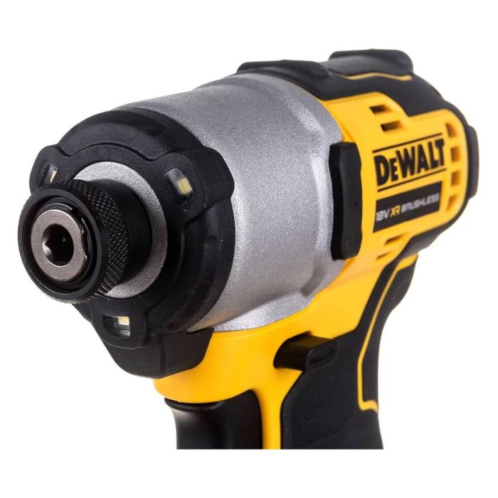 Аккумуляторная дрель-шуруповерт DeWalt DCF840E1T ударная (без з/у)
