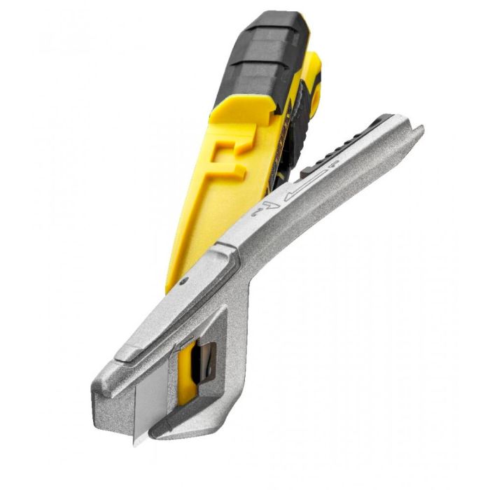 Нож STANLEY Integrated Snap Knife с выдвижным лезвием 220х18мм FMHT10594-0